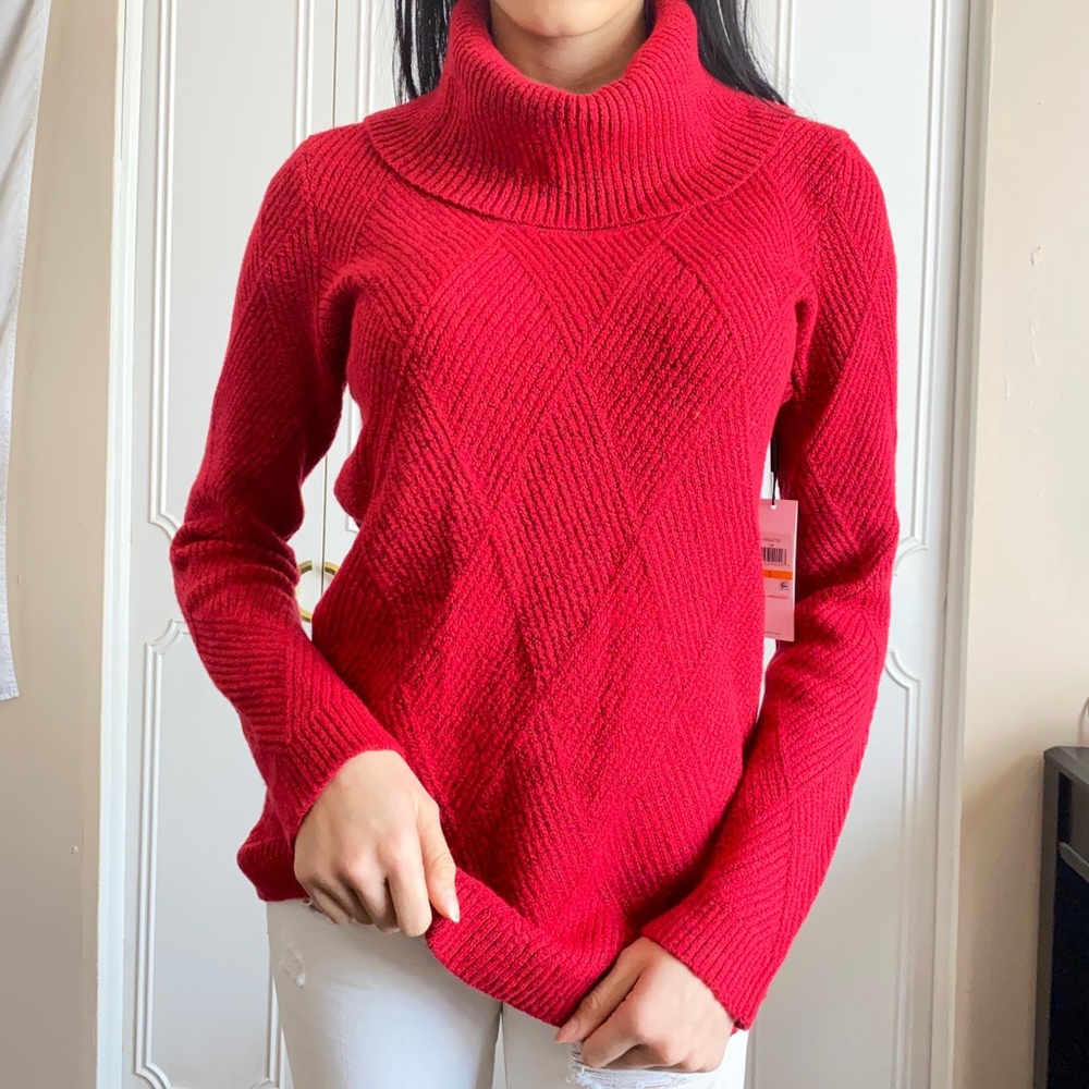 NWT✨ Calvin Klein red sweater, size S